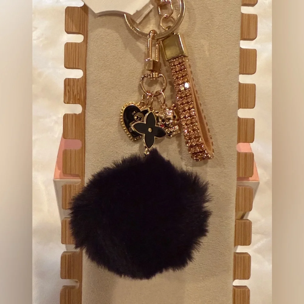 Gold and Black Pom Pom Keychain With 3 Charms – New